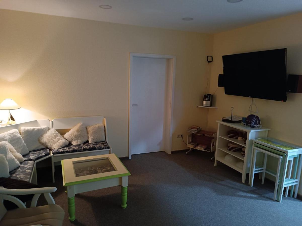 Ferien Wohnung -Leuchtturm Oldenswort Bagian luar foto