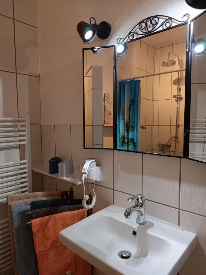 Ferien Wohnung -Leuchtturm Oldenswort Bagian luar foto